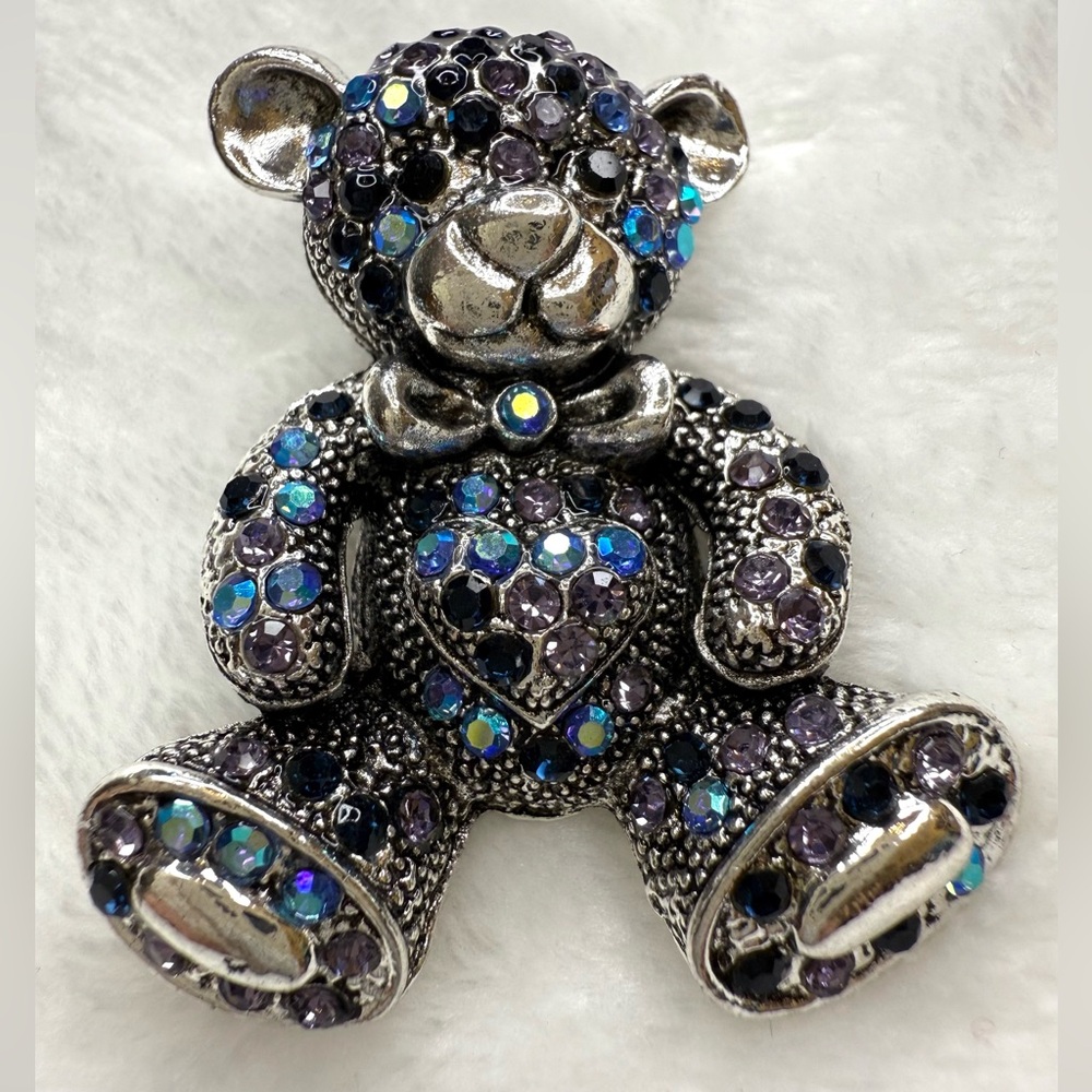Elegant Multicolor Glass  Teddy Bear Style Brooch Silvertone